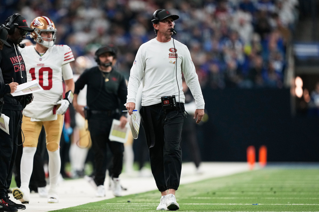 San Francisco 49ers head coach Kyle Shanahan walks near the sideline during the second half of an NFL football game against the Indianapolis Colts, Monday, Dec. 22, 2025, in Indianapolis. (AP Photo/Carolyn Kaster)