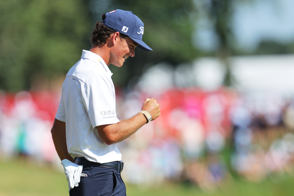 Jackson Koivun reacts after winning the 3M Open golf tournament at the Tournament Players Club Sunday, July 26, 2026, in Blaine, Minn. (AP Photo/Bailey Hillesheim)