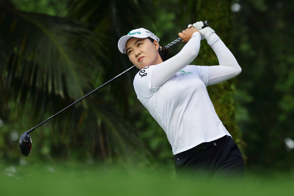 Minjee Lee of Australia tees off during the HSBC Women's World Championship at Sentosa Golf Club in Singapore, Thursday, Feb. 26, 2026. (AP Photo/Suhaimi Abdullah)