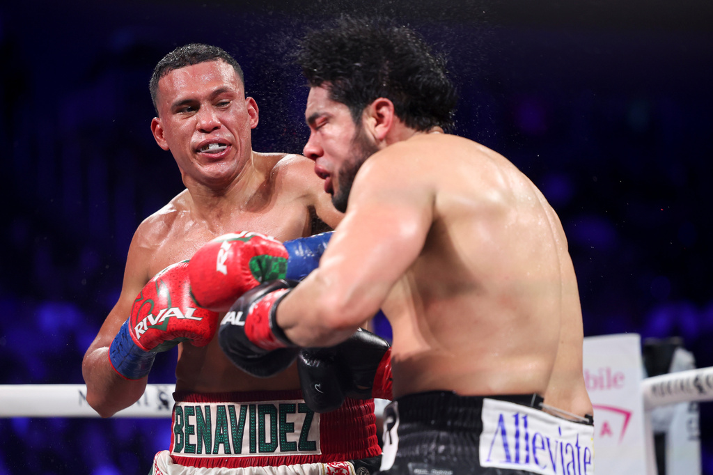 David Benavidez punches Gilberto Ramirez in a cruiserweight championship boxing match Saturday, May 2, 2026, in Las Vegas. (AP Photo/Ian Maule)