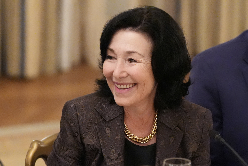 FILE - Oracle CEO Safra Catz smiles during a dinner with President Donald Trump in the State Dining Room of the White House, on Sept. 4, 2025, in Washington. (AP Photo/Alex Brandon, File)