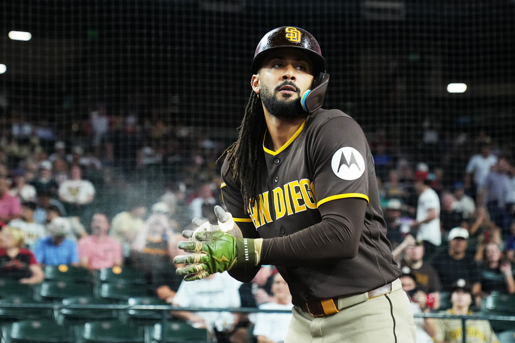 San Diego Padres' Fernando Tatis Jr. gets ready to hit against the Arizona Diamondbacks in the first inning of a baseball game, Thursday, Aug 6, 2026, in Phoenix. (AP Photo/Rick Scuteri)