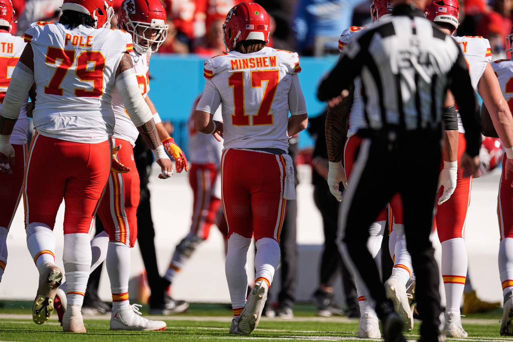 Kansas City Chiefs quarterback Gardner Minshew (17) limps off the field during the first half of an NFL football game against the Tennessee Titans, Sunday, Dec. 21, 2025, in Nashville, Tenn. (AP Photo/George Walker IV)