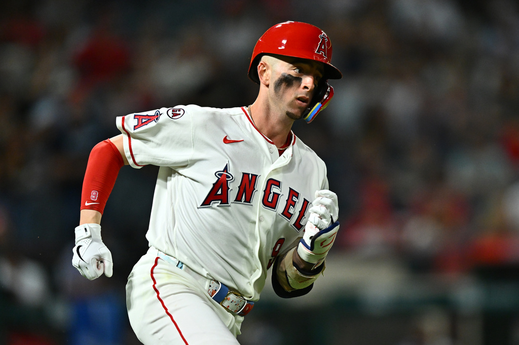 Los Angeles Angels' Zach Neto runs after hitting a triple during the third inning of a baseball game against the Seattle Mariners, Monday, Sept. 14, 2026, in Anaheim, Calif. (AP Photo/William Liang)