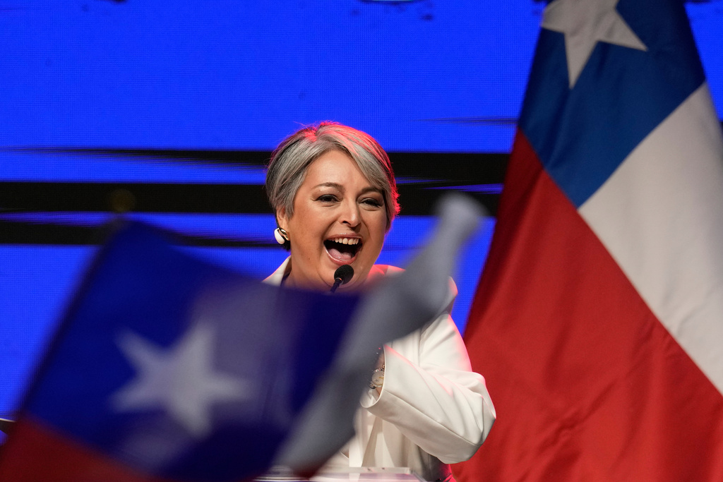Presidential candidate Jeannette Jara of the Unidad por Chile coalition addresses supporters after early results in the general elections in Santiago, Chile, Sunday, Nov. 16, 2025. (AP Photo/Natacha Pisarenko)