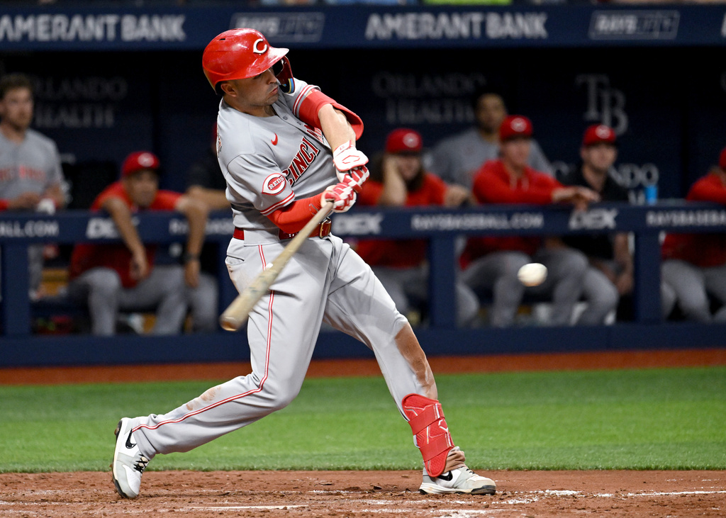 Cincinnati Reds' Sal Stewart drives in two runs with his sixth inning single during a baseball game against the Tampa Bay Rays Tuesday, April 21, 2026, in St. Petersburg, Fla. (AP Photo/Jason Behnken)