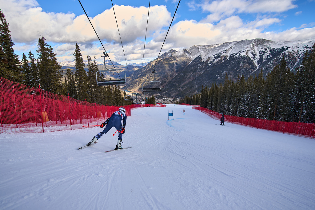 Skier Allison Mollin takes a run during practice with the U.S. Women's Ski Team at Copper Mountain, Colo., Nov. 19, 2025. (AP Photo/Jacquelyn Martin)