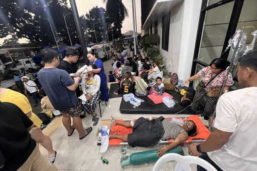 Patients wait outside the Cebu Provincial Hospital Bogo City after a strong earthquake struck in Bogo city, Cebu province, central Philippines, Wednesday Oct. 1, 2025. (AP Photo) Patients wait outside the Cebu Provincial Hospital Bogo City after a strong earthquake struck in Bogo city, Cebu province, central Philippines, Wednesday Oct. 1, 2025. (AP Photo)