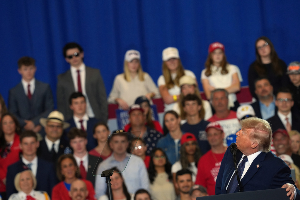 President Donald Trump looks up as he speaks during a Fighting For American Workers event, Friday, May 22, 2026, in Suffern, N.Y. (AP Photo/Ryan Murphy)