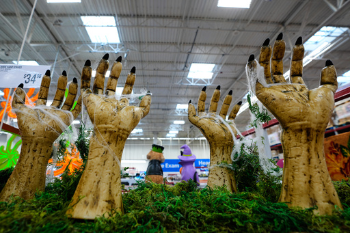 Halloween decorations are on display at a Sam's Club, Wednesday, Sept. 24, 2025, in Bentonville, Ark. (AP Photo/Charlie Riedel) Halloween decorations are on display at a Sam's Club, Wednesday, Sept. 24, 2025, in Bentonville, Ark. (AP Photo/Charlie Riedel)