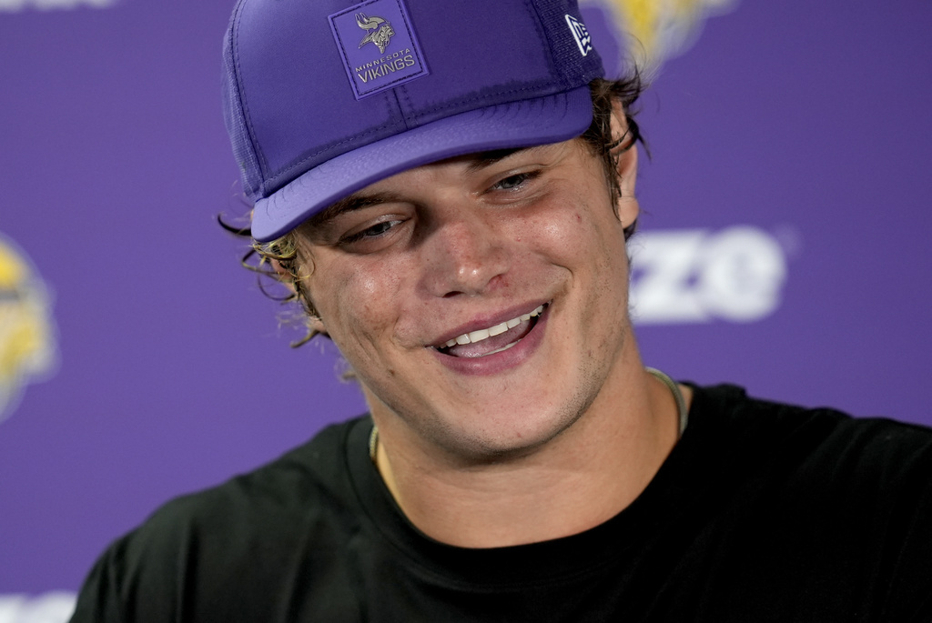 Minnesota Vikings quarterback J.J. McCarthy speaks during a news conference following an NFL football game against the Chicago Bears Monday, Sept. 8, 2025, in Chicago. (AP Photo/Erin Hooley)