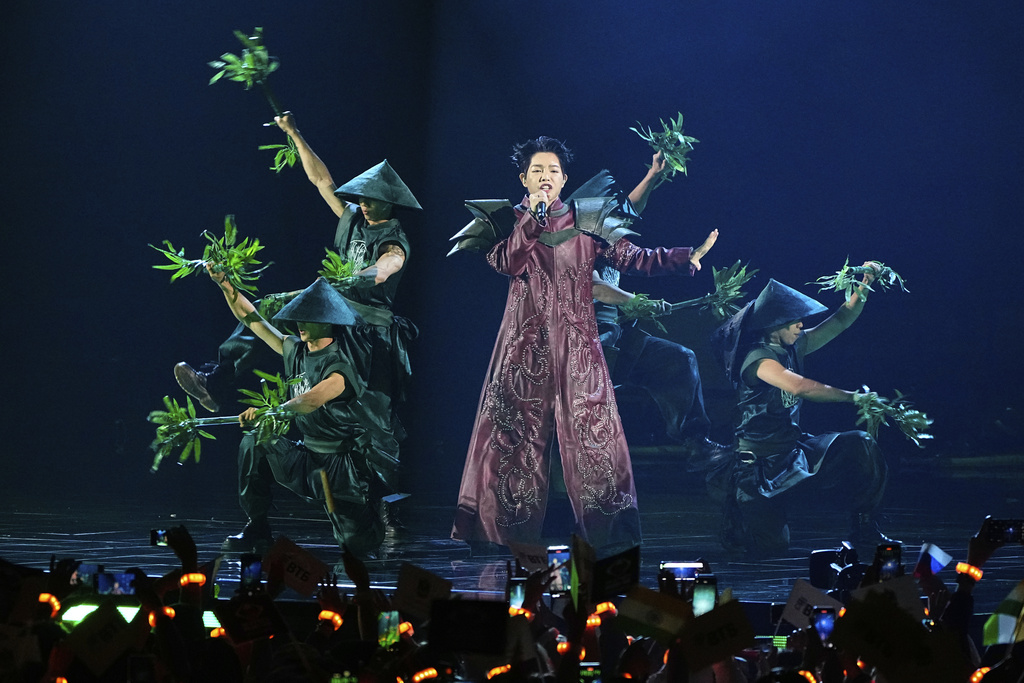 Vietnam's Duc Phuc performs at the International Music Competition "Intervision" at the Live Arena outside Moscow, Russia, Saturday, Sept. 20, 2025. (AP Photo/Alexander Zemlianichenko)