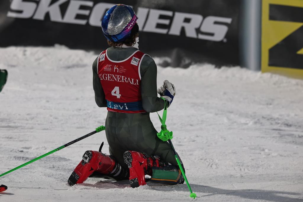 Brazil's Lucas Pinheiro Braathen celebrates winning an alpine ski, men's World Cup slalom, in Levi, Finland, Sunday, Nov. 16, 2025. (AP Photo/Marco Trovati)