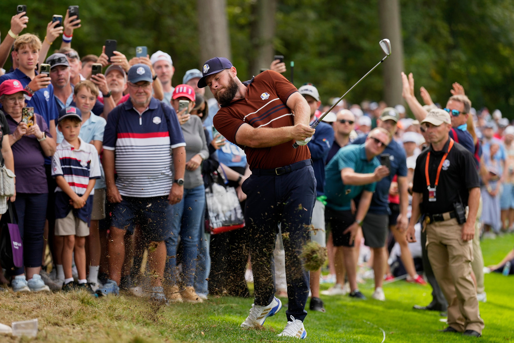 Europe's Tyrrell Hatton hits from the rough on the second hole at Bethpage Black golf course during the Ryder Cup golf tournament, Saturday, Sept. 27, 2025, in Farmingdale, N.Y. (AP Photo/Seth Wenig)