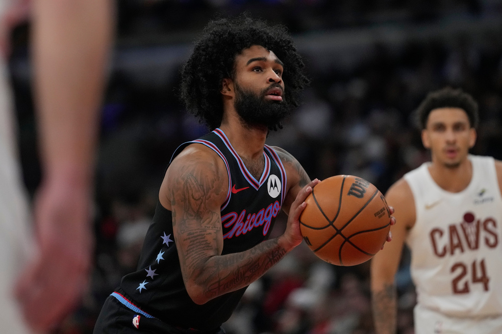 Chicago Bulls guard Coby White takes a free throw during the first half of an NBA basketball game against the Cleveland Cavaliers, Wednesday, Dec. 17, 2025, in Chicago. (AP Photo/Erin Hooley)