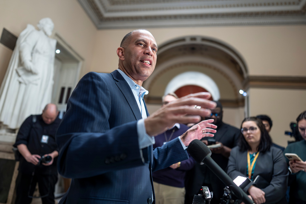 House Minority Leader Hakeem Jeffries, D-N.Y., speaks to reporters on day 17 of the government shutdown, at the Capitol in Washington, Friday, Oct. 17, 2025. (AP Photo/J. Scott Applewhite)