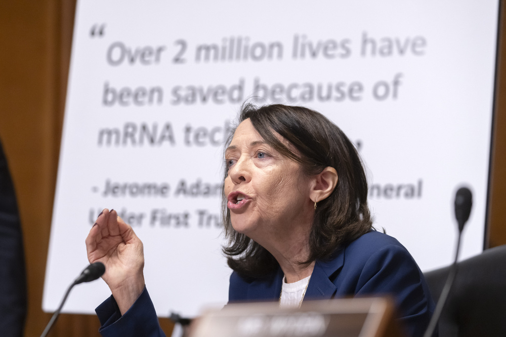 Sen. Maria Cantwell, D-Wash., speaks as Secretary of Health and Human Services Robert F. Kennedy Jr., appears before the Senate Finance Committee, on Capitol Hill in Washington, Thursday, Sept. 4, 2025. (AP Photo/Mark Schiefelbein)