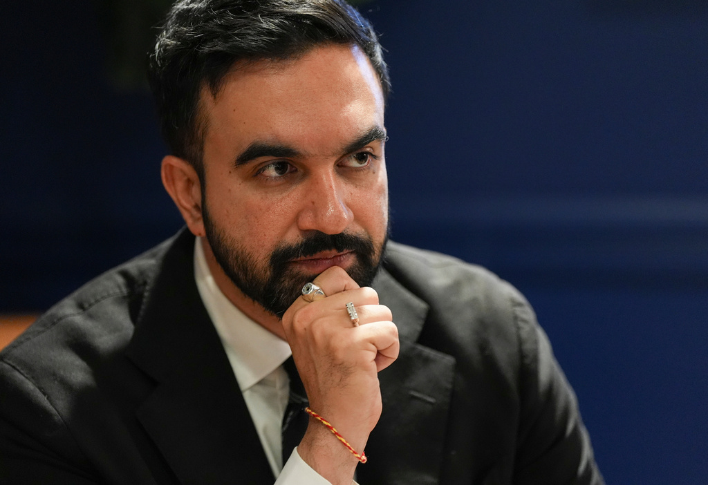 Democratic candidate Zohran Mamdani prepares in the green room before participating in a mayoral debate, Thursday, Oct. 16, 2025, in New York. (AP Photo/Angelina Katsanis, Pool)