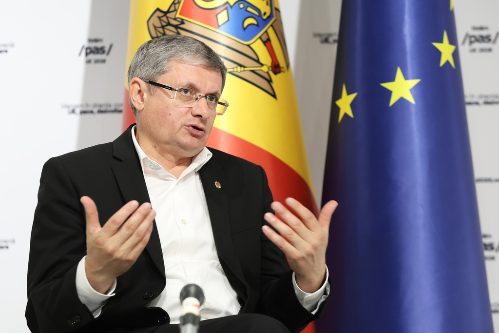 Igor Grosu, president of Moldova's parliament and leader of the pro-EU Party of Action and Solidarity speaks during an interview with the Associated Press in Chisinau, Moldova, Thursday, Sept. 25, 2025, ahead of parliamentary elections taking place on Sept. 28. (AP Photo/Aurel Obreja)