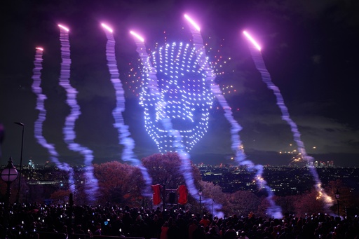 Drones perform over central London to celebrate Halloween in London, Friday, Oct. 31, 2025. (AP Photo/Kin Cheung) Drones perform over central London to celebrate Halloween in London, Friday, Oct. 31, 2025. (AP Photo/Kin Cheung)