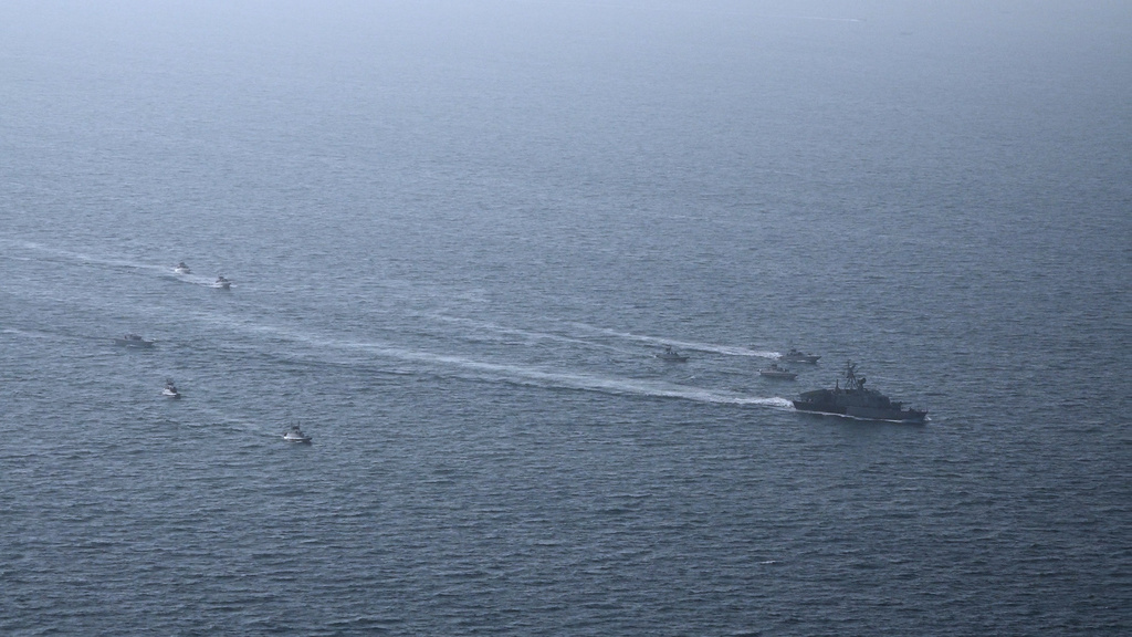 In this image provided by Sepahnews of the Iranian Revolutionary Guard on Feb. 16, 2026, shows the Iranian Revolutionary Guard's drill in the Persian Gulf on Monday, Feb. 16, 2026. (Sepahnews via AP)