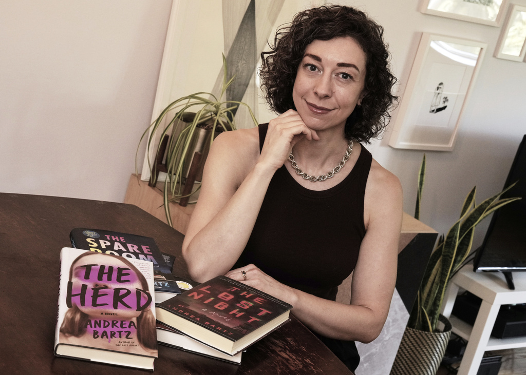 Thriller novelist Andrea Bartz is photographed in her home, in the Brooklyn borough of New York, Thursday, Sept. 4, 2025 (AP Photo/Richard Drew)