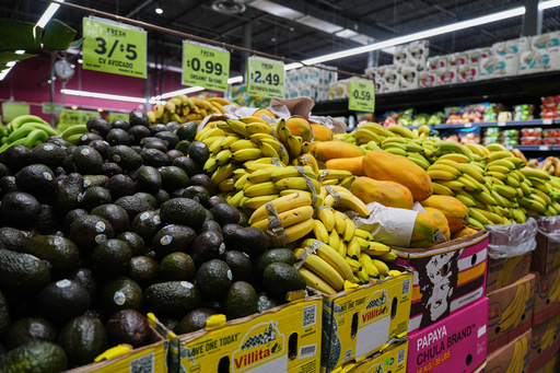 Produce, which is covered by the USDA Supplemental Nutrition Assistance Program (SNAP), is displayed for sale at a grocery store in Baltimore, Thursday, Oct. 30, 2025. (AP Photo/Stephanie Scarbrough) Produce, which is covered by the USDA Supplemental Nutrition Assistance Program (SNAP), is displayed for sale at a grocery store in Baltimore, Thursday, Oct. 30, 2025. (AP Photo/Stephanie Scarbrough)