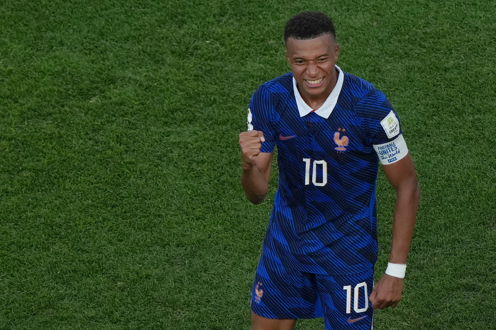 France's Kylian Mbappe (10) reacts after the World Cup round of 16 soccer match between Paraguay and France in Philadelphia, Saturday, July 4, 2026. (AP Photo/Matt Rourke)