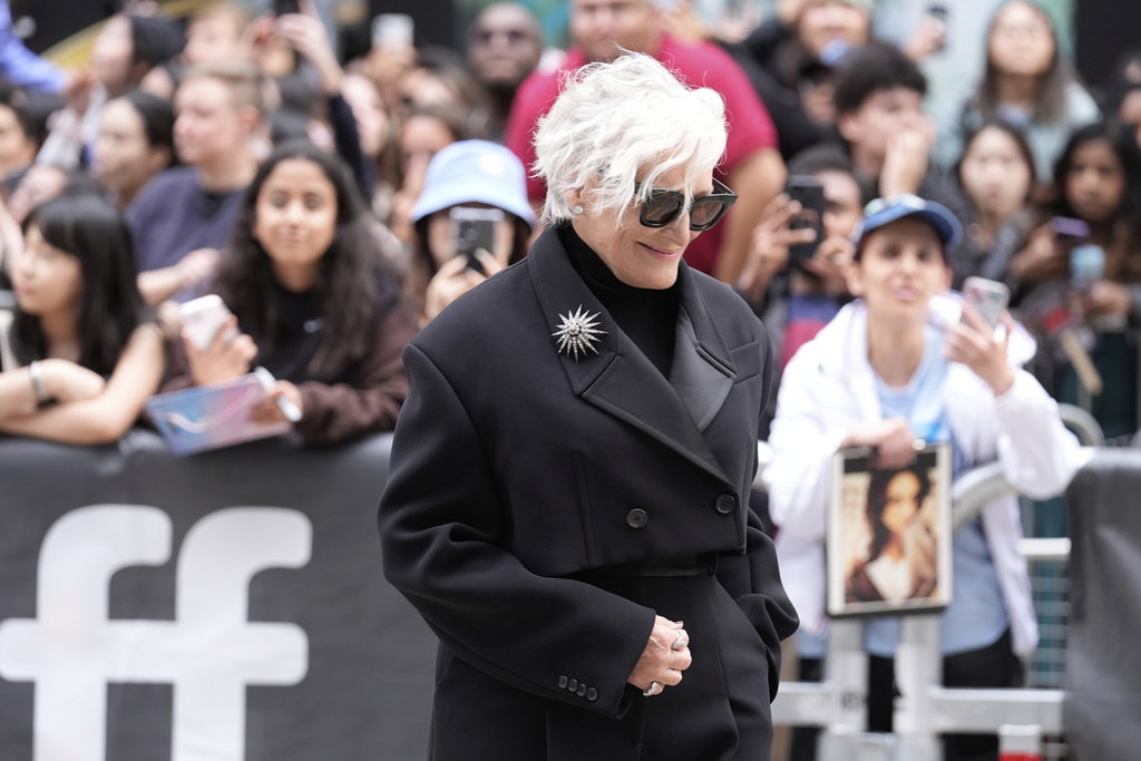 Glenn Close attends the premiere of "Wake Up Dead Man: A Knives Out Mystery" at the Princess of Wales Theatre during the Toronto International Film Festival on Saturday, Sept. 6, 2025, in Toronto. (AP Photo/Chris Pizzello)