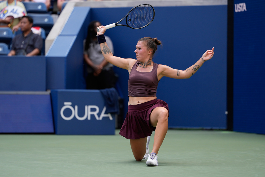 Oleksandra Oliynykova, of Ukraine, reacts during the second round of the U.S. Open tennis championships against Alexandra Eala, of the Philippines, Thursday, Sept. 3, 2026, in New York. (AP Photo/Seth Wenig)