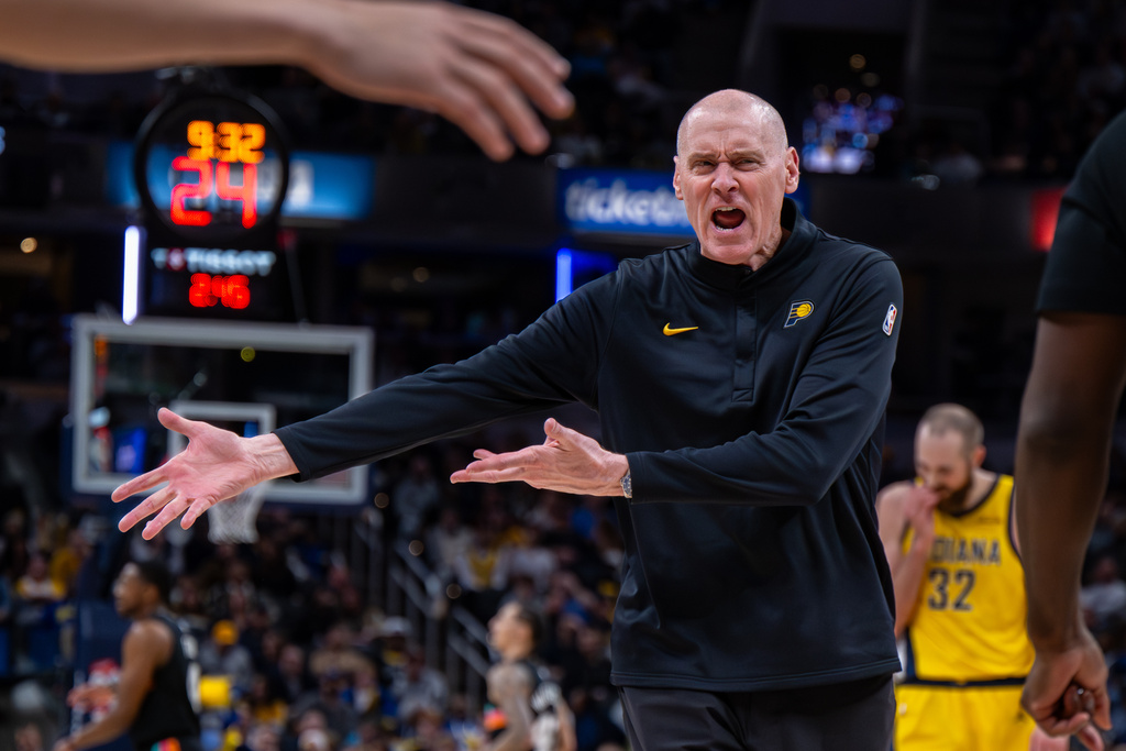 Indiana Pacers head coach Rick Carlisle reacts toward an official during the second half of an NBA basketball game against San Antonio Spurs in Indianapolis, Friday, Jan. 2, 2026. Carlisle was called for a technical foul after the outburst. (AP Photo/Doug McSchooler)