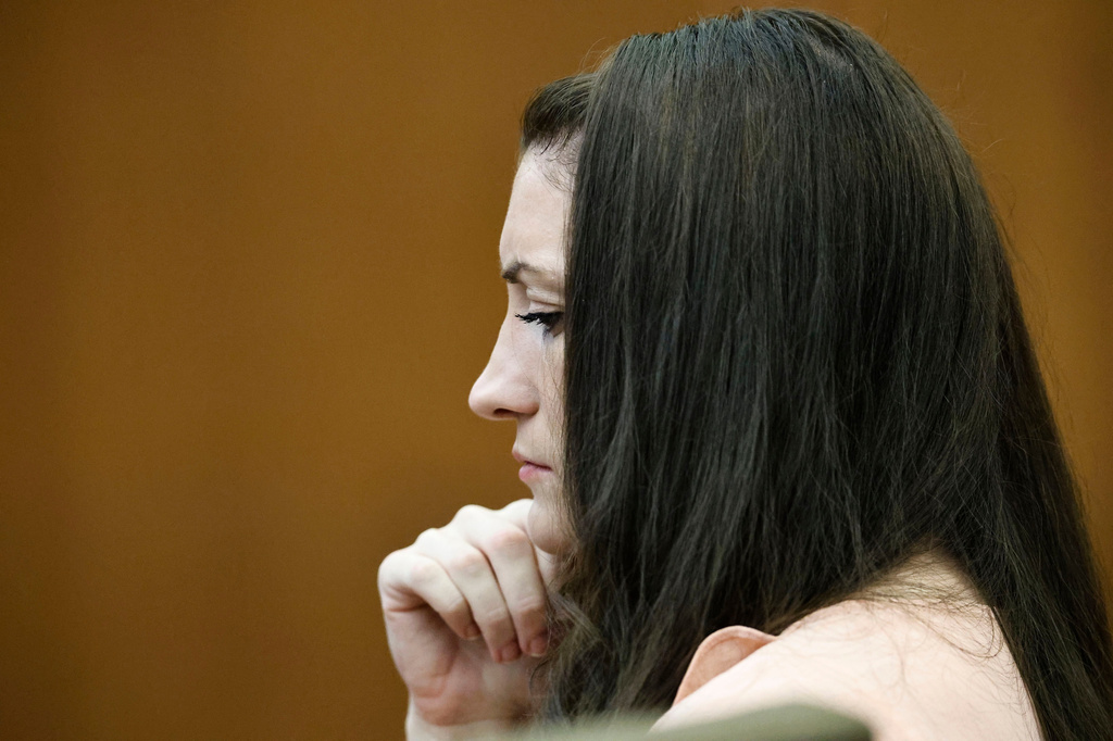 Defendant Lindsay Clancy wipes away tears as she listens to testimony during the Lindsay Clancy murder trial in Plymouth Superior Court, Plymouth, Mass., on Tuesday, Aug. 25, 2026. (Greg Derr/The Patriot Ledger via AP, Pool)