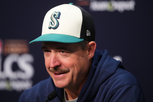 Seattle Mariners manager Dan Wilson speaks during a media availability the day before Game 3 of baseball's American League Championship Series against the Toronto Blue Jays, Tuesday, Oct. 14, 2025, in Seattle. (AP Photo/Lindsey Wasson) Seattle Mariners manager Dan Wilson speaks during a media availability the day before Game 3 of baseball's American League Championship Series against the Toronto Blue Jays, Tuesday, Oct. 14, 2025, in Seattle. (AP Photo/Lindsey Wasson)