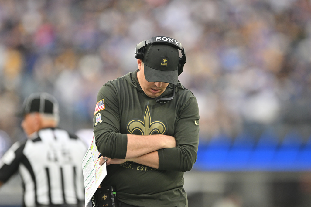New Orleans Saints head coach Kellen Moore reacts along the bench in the second half of an NFL football game against the Los Angeles Rams Sunday, Nov. 2, 2025, in Inglewood, Calif. (AP Photo/Katie Chin)