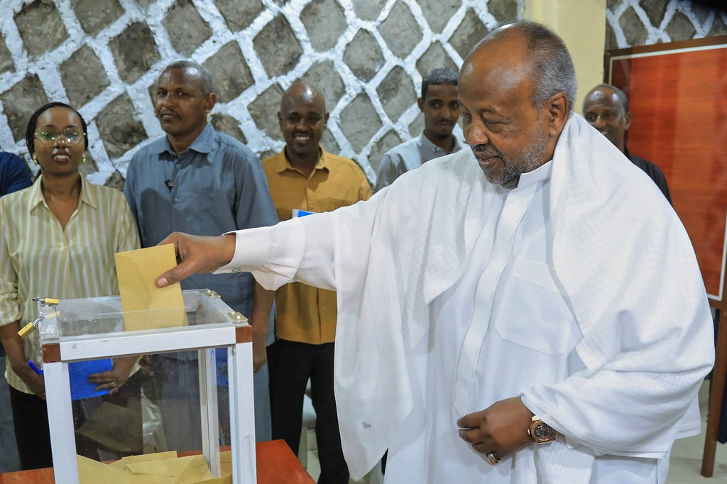 Djibouti's incumbent President Ismail Omar Guelleh casts his vote at the City Hall polling station during the presidential election in Mouloud, Djibouti, Friday, April 10, 2026. (AP Photo/Guirreh Moumin)