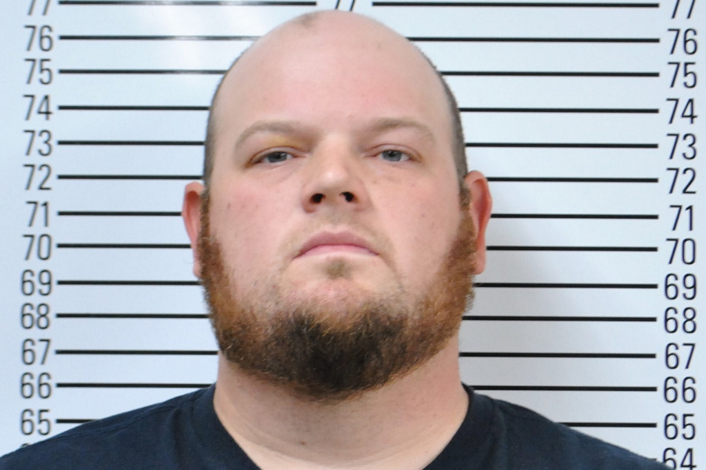 This undated booking photo provided by the Stephens County Sheriff’s Office shows Cody Wayne Adams, who was charged with one count of first-degree manslaughter on Friday, Dec. 26, 2025, in Stephens County, Okla. (Stephens County Sheriff’s Office via AP)