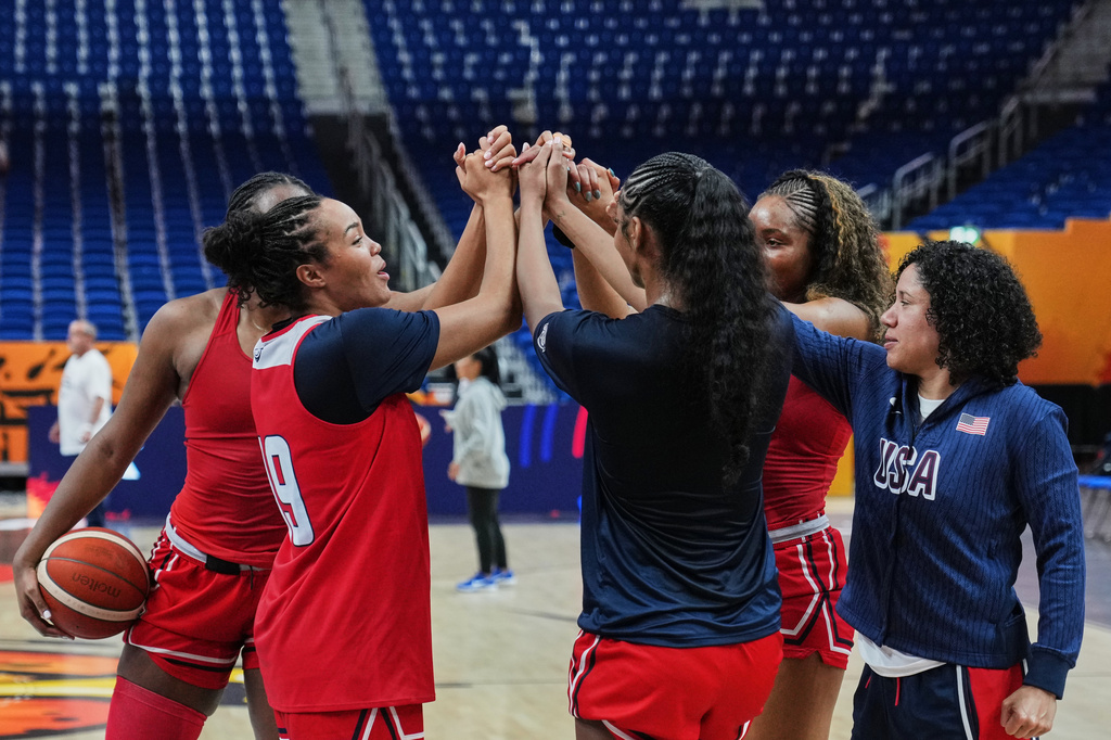 United States women's basketball team practices during a training session ahead of the match between China and United States during the Women's Basketball World Cup in Berlin, Germany, Wednesday, Sept. 2, 2026. (AP Photo/Ebrahim Noroozi)