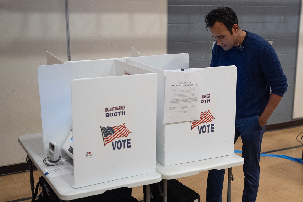 Republican Ohio gubernatorial candidate Vivek Ramaswamy fills out his ballot at his polling place at the Burbank Early Childhood School in Columbus, Ohio, Tuesday, May 5, 2026, during the primary election. (AP Photo/Carolyn Kaster)