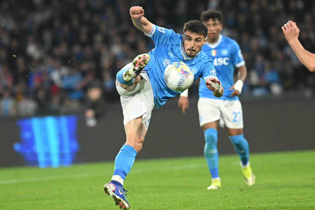Napoli's Eljif Elmas scores their second goal during the Serie A soccer match between Napoli and Torino in Naples, Italy, Friday March 6, 2026. (Alfredo Falcone/LaPresse via AP)