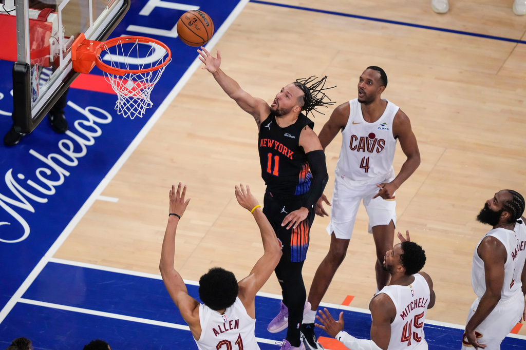 New York Knicks guard Jalen Brunson (11) shoots during the second half of Game 2 in the Eastern Conference finals NBA basketball playoffs series against the Cleveland Cavaliers, Thursday, May 21, 2026, in New York. (AP Photo/Yuki Iwamura)