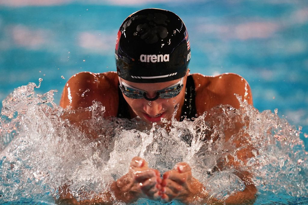 Kate Douglass, of the United States, competes in the women's 100 meters breaststroke final at the Pan Pacific Swimming Championships Thursday, Aug. 13, 2026 in Irvine, Calif. (AP Photo/Gregory Bull)