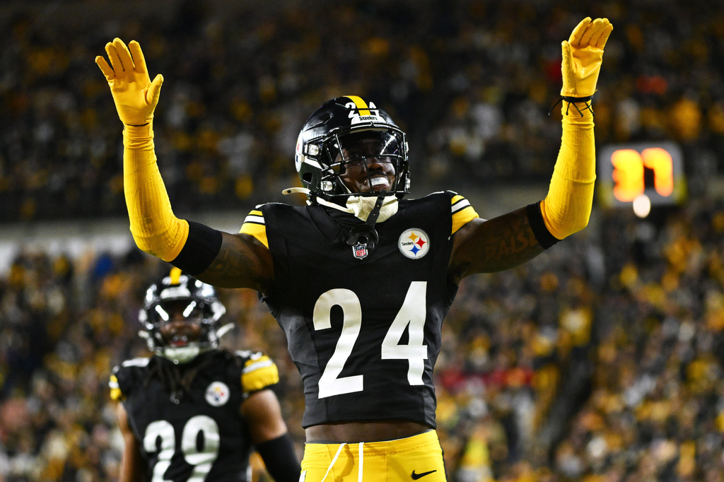 FILE - Pittsburgh Steelers cornerback Joey Porter Jr. reacts after a stop during the second half of an NFL wild-card playoff football game against the Houston Texans, Jan. 12, 2026, in Pittsburgh. (AP Photo/Justin Berl, File)
