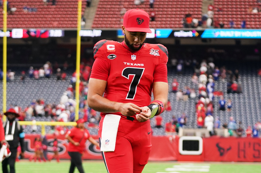 Houston Texans quarterback C.J. Stroud walks off the field after an overtime loss to the New York Giants in an NFL football game in Houston, Sunday, Oct. 25, 2026. (AP Photo/Eric Smith)