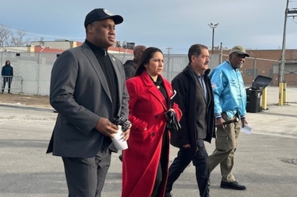 Four Illinois members of Congress left to right; Rep. Jonathan Jackson, D-Ill., Rep. Delia Ramirez, D-Ill., Jesus Garcia, D-Ill., and Rep. Danny Davis, D-Ill., prepare to enter the U.S. Immigration and Customs Enforcement processing center Monday, Dec. 22, 2025, in Broadview, Ill. (AP Photo/Sophia Tareen)