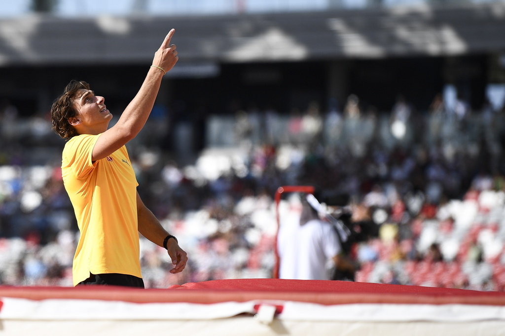Armand Duplantis, of Sweden, gestures as he competes in the final of the men's pole vault at the 15th Gyulai Istvan Memorial Track and Field Hungarian Grand Prix in the National Athletics Center in Budapest, Hungary, Tuesday, Aug. 12, 2025. (Boglarka Bodnar/MTI via AP)