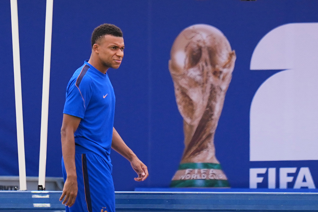 France's Kylian Mbappe participates in a training session ahead of the team's semifinal soccer match against Spain, Monday, July 13, 2026, in Dallas. (AP Photo/Julio Cortez)