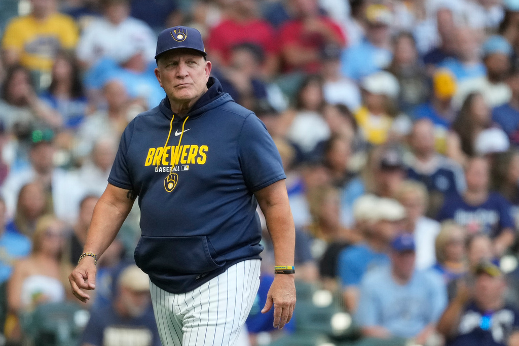 Milwaukee Brewers manager Pat Murphy looks on during the third inning of a baseball game against the Minnesota Twins, Saturday, Aug. 8, 2026, in Milwaukee. (AP Photo/Aaron Gash)
