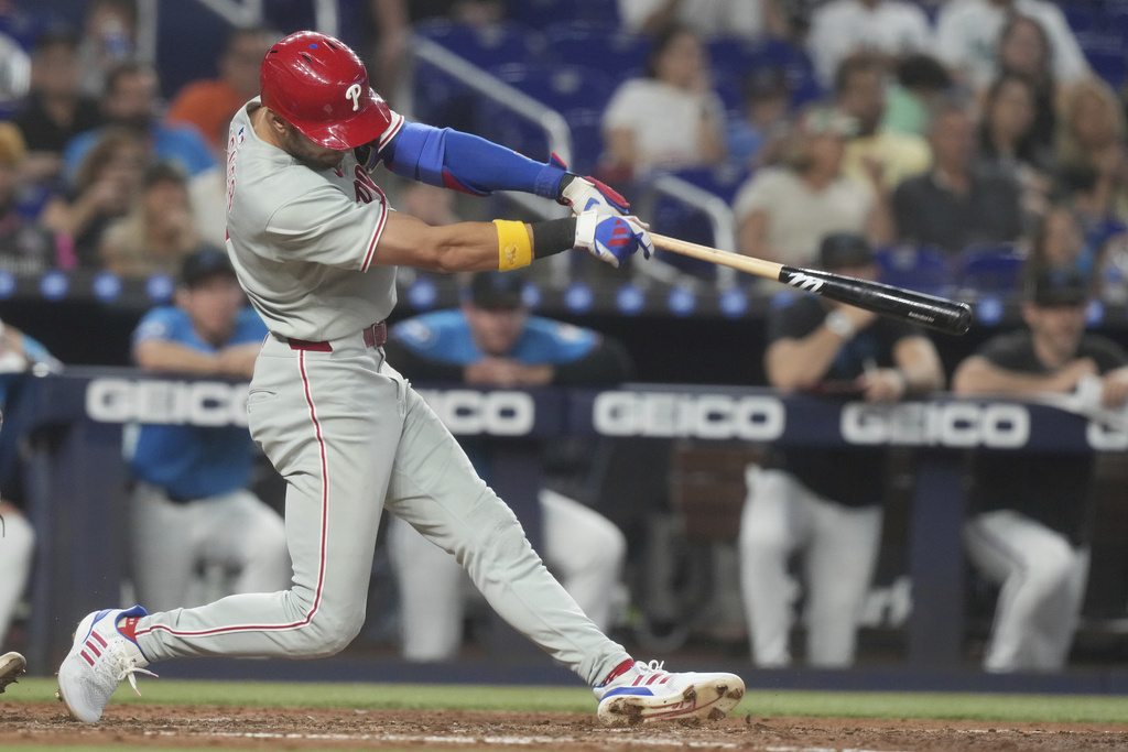 Philadelphia Phillies' Trea Turner hits a home run during the sixth inning of a baseball game against the Miami Marlins Sunday, Sept. 7, 2025, in Miami. (AP Photo/Marta Lavandier)