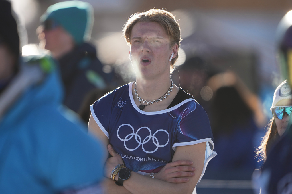 Finland's Kuura Koivisto looks on during men's freestyle skiing slopestyle qualifications at the 2026 Winter Olympics, in Livigno, Italy, Saturday, Feb. 7, 2026. (AP Photo/Lindsey Wasson)