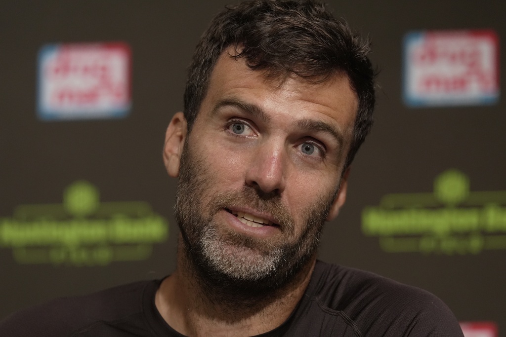 Cleveland Browns' Joe Flacco talks after an NFL football game against the Green Bay Packers Sunday, Sept. 21, 2025, in Cleveland. (AP Photo/Sue Ogrocki)